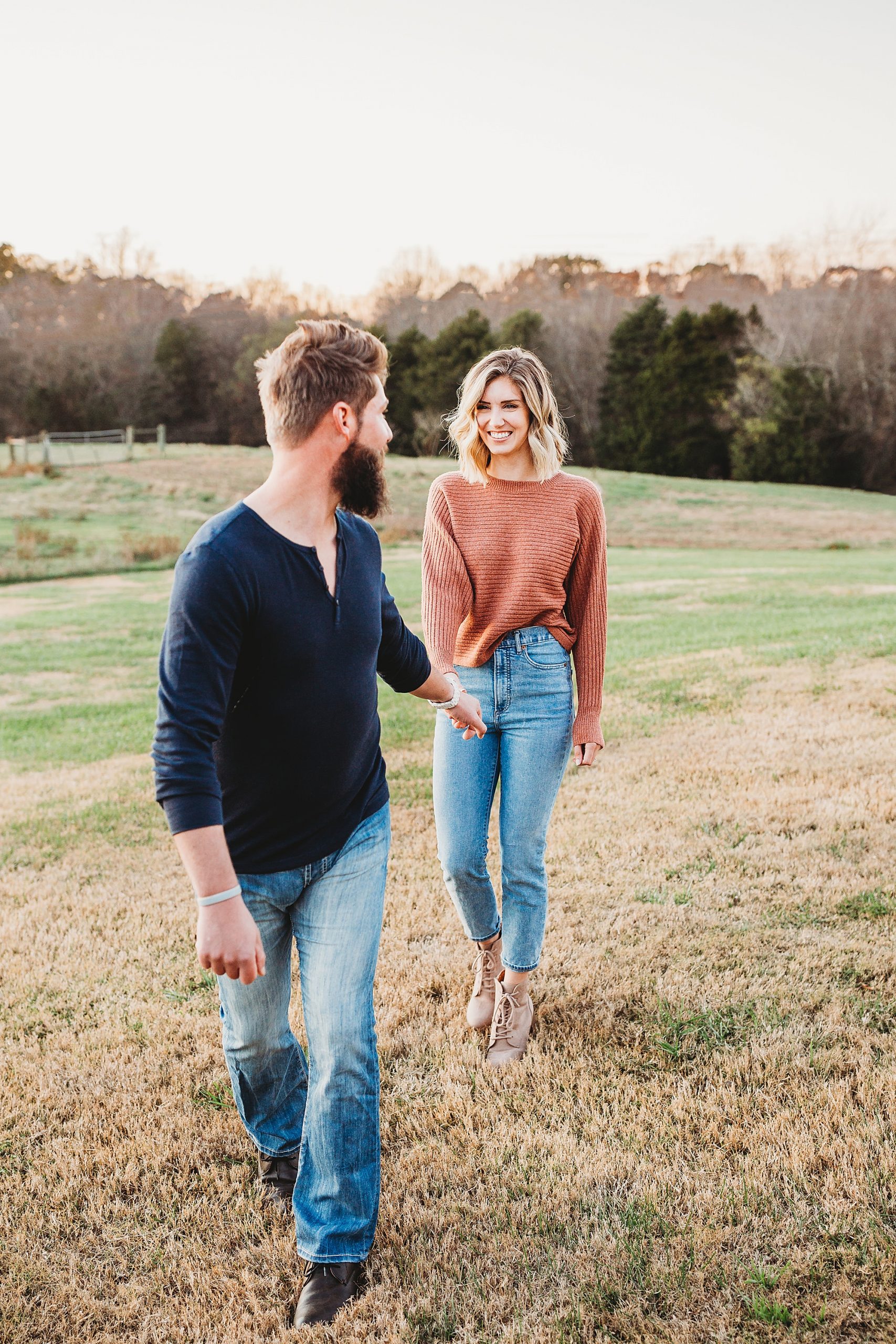 scenic backdrops for engagement photos