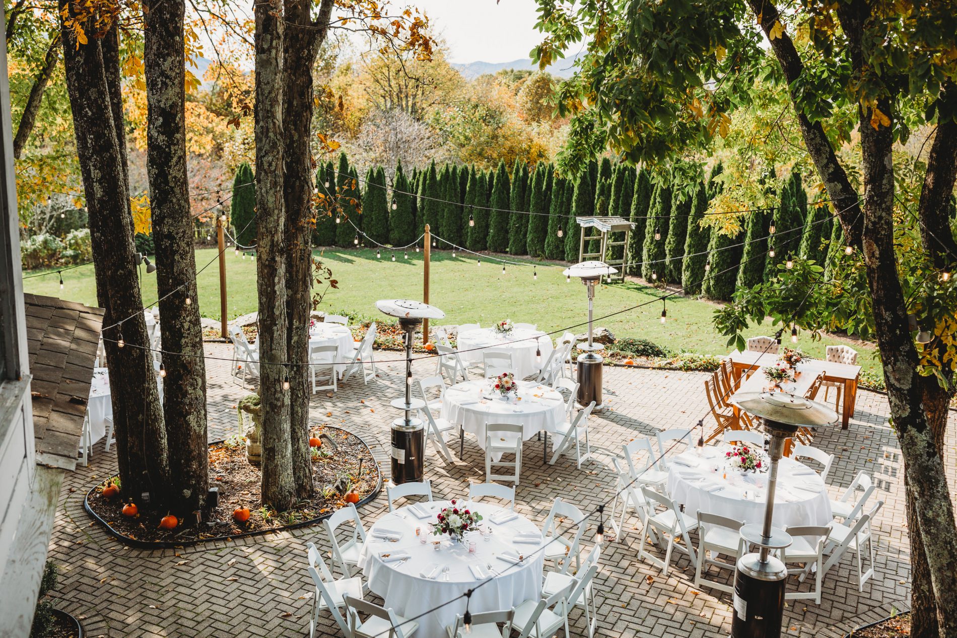 backyard wedding receptions